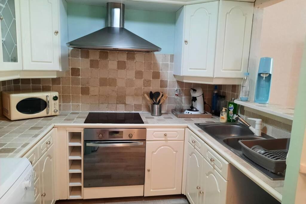 Le Liberte Apartment Aubenas Ngoại thất bức ảnh