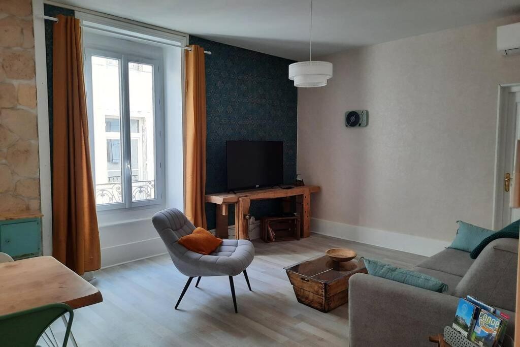 Le Liberte Apartment Aubenas Ngoại thất bức ảnh